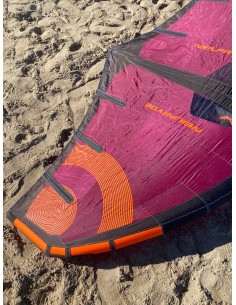 NP The Fly 2,2 2023 2